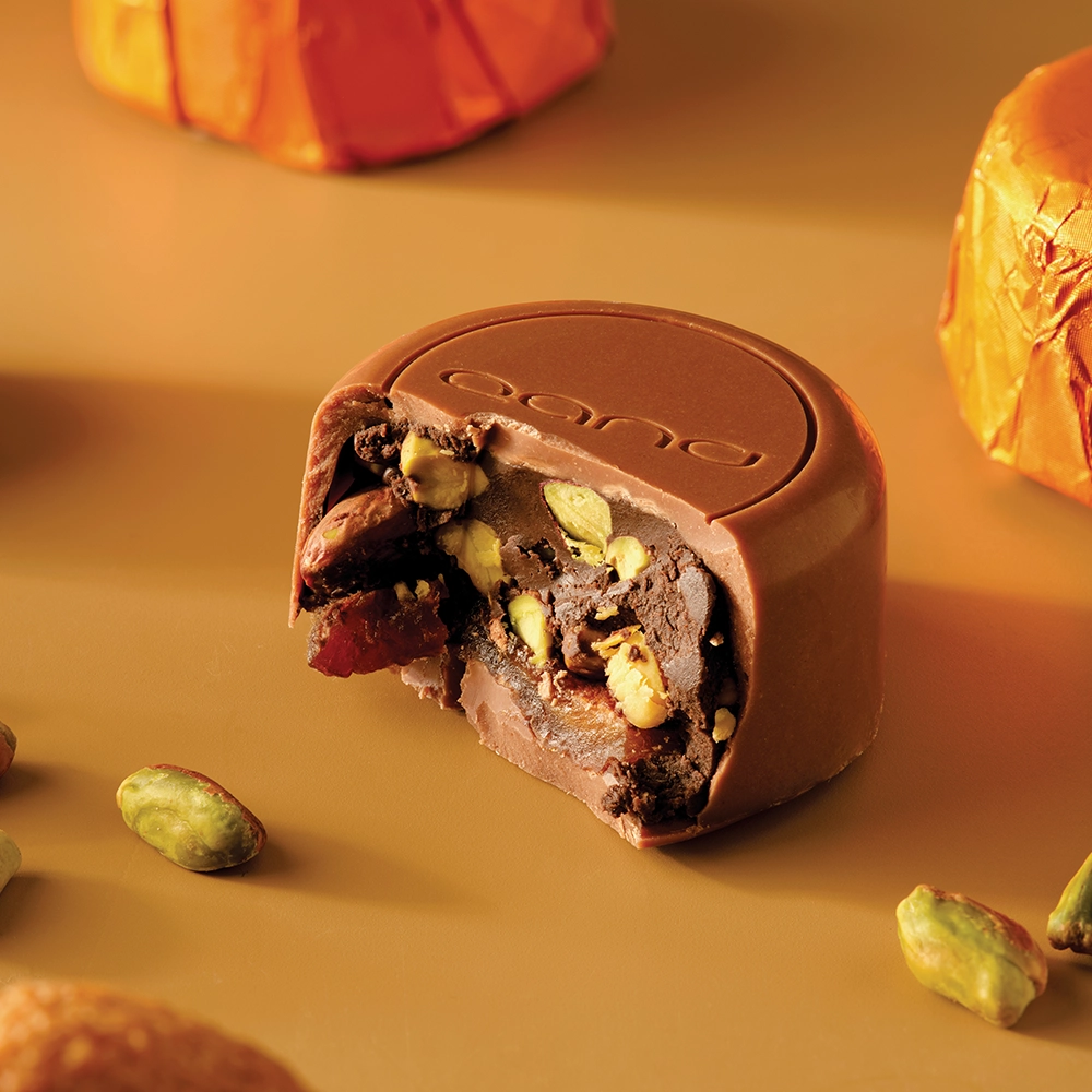 apricot & pistachios